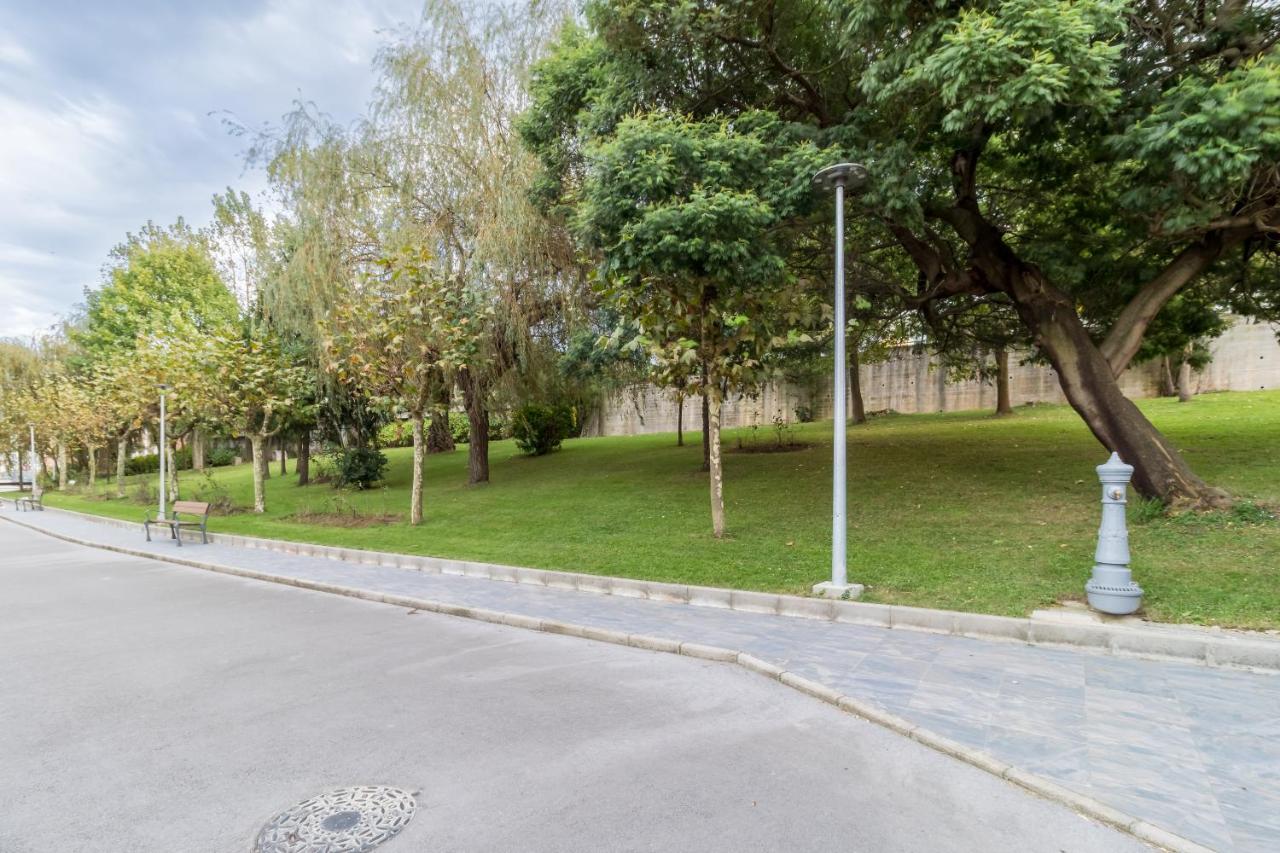 Apartamento Luminoso Cerca Playa Sardinero Con Parking Privado Santender Kültér fotó