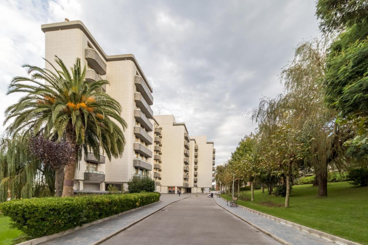 Apartamento Luminoso Cerca Playa Sardinero Con Parking Privado Santender Kültér fotó